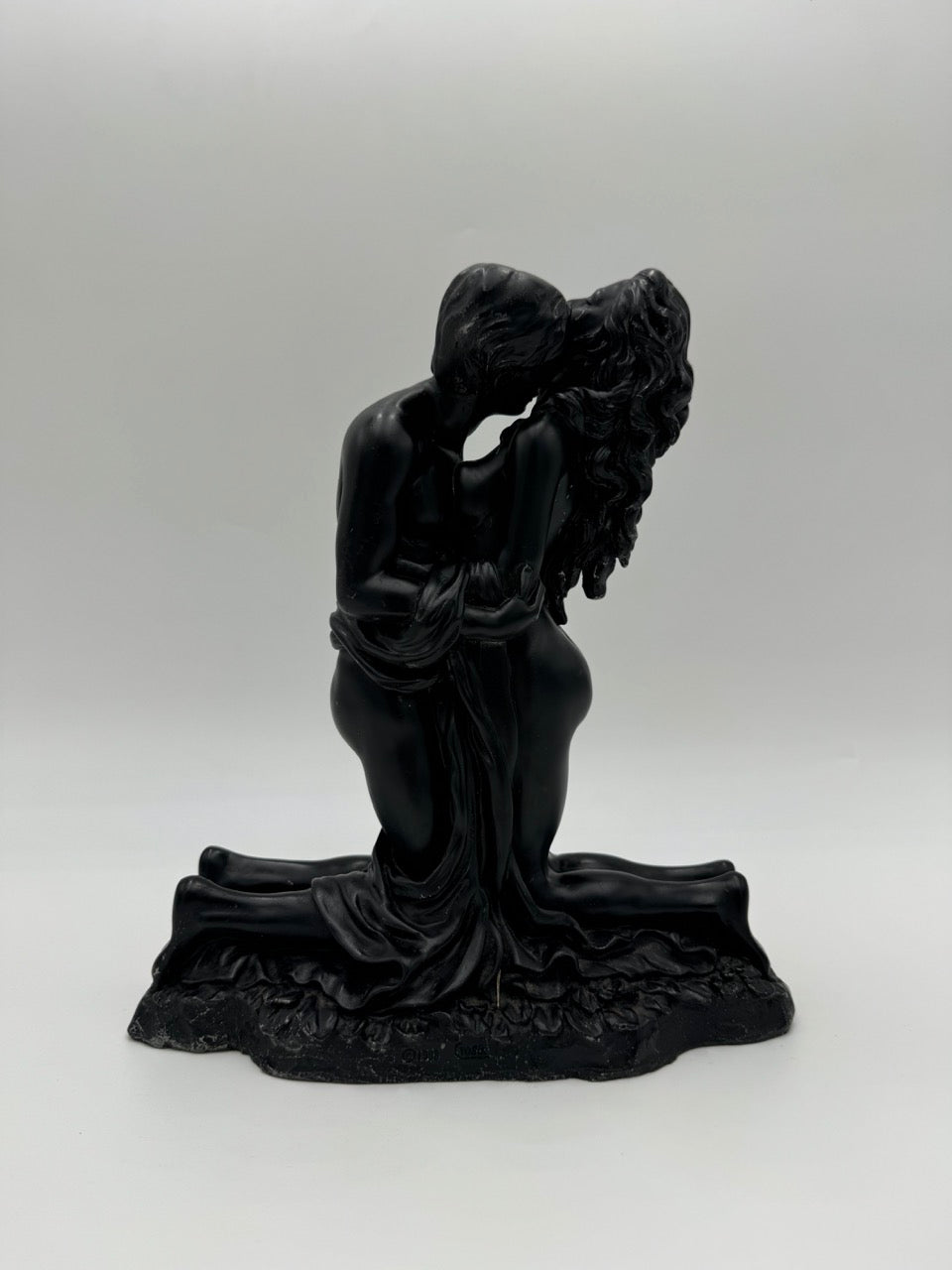 Beautiful Crosa Cold Cast Bronze Figurine “The Lovers”